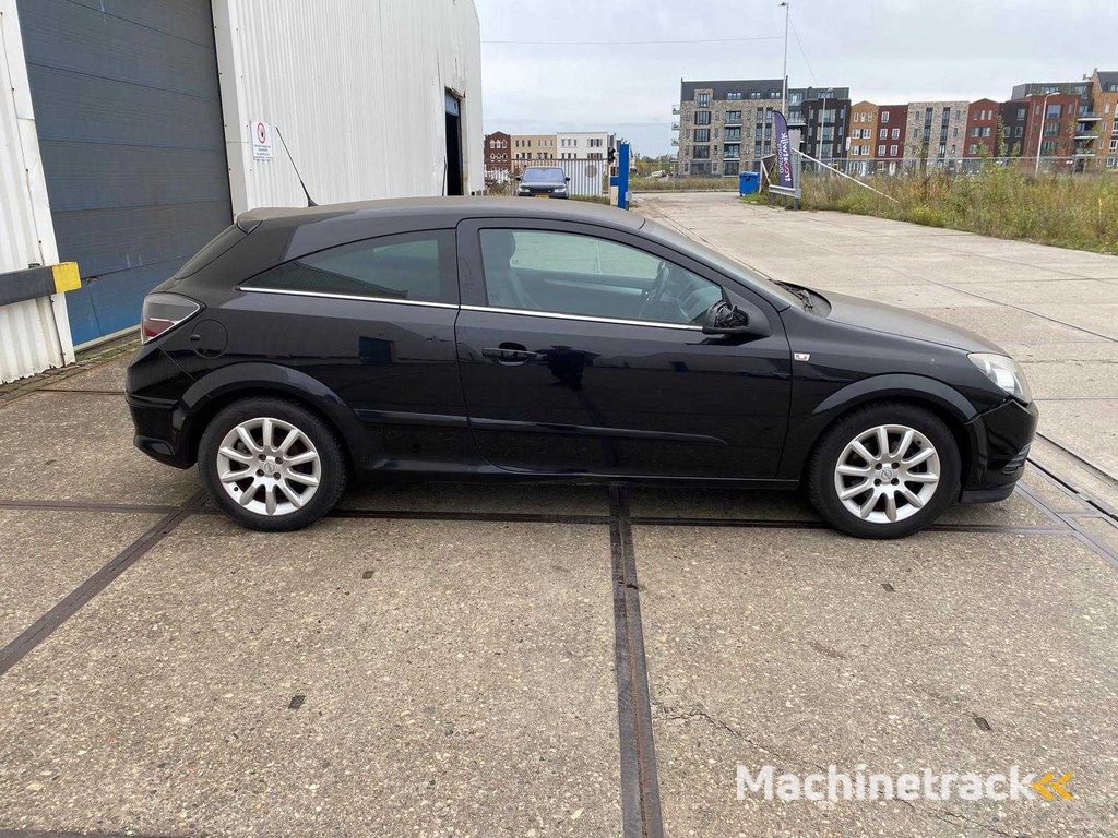 Opel Astra GTC 1.4 Business Klimaanlage 4288