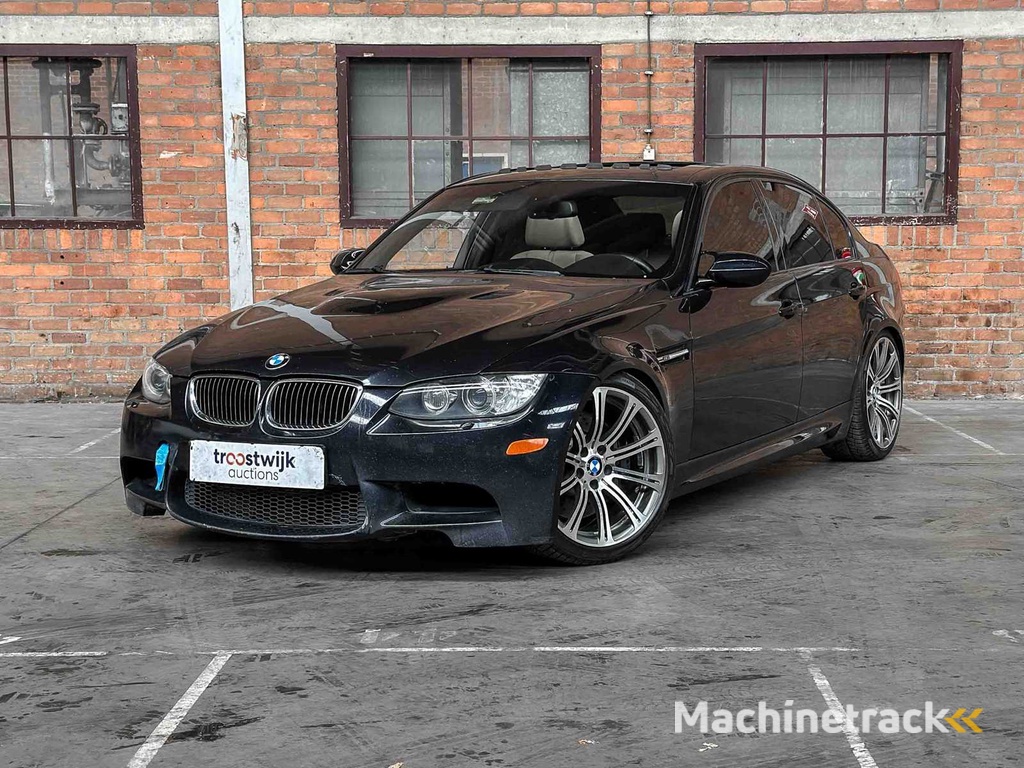 BMW M3 4.0 V8 E90 -SCHALTGETRIEBE- 420PS 2008 3er Youngtimer