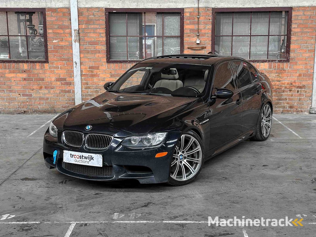 BMW M3 4.0 V8 E90 -SCHALTGETRIEBE- 420PS 2008 3er Youngtimer
