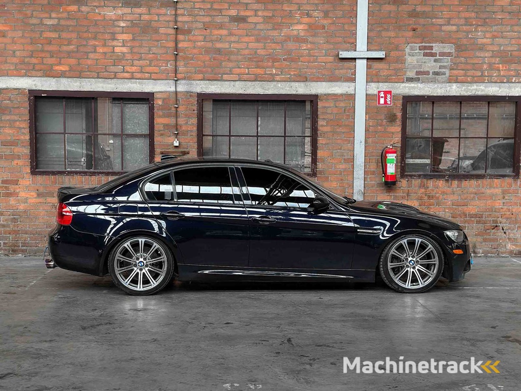 BMW M3 4.0 V8 E90 -SCHALTGETRIEBE- 420PS 2008 3er Youngtimer