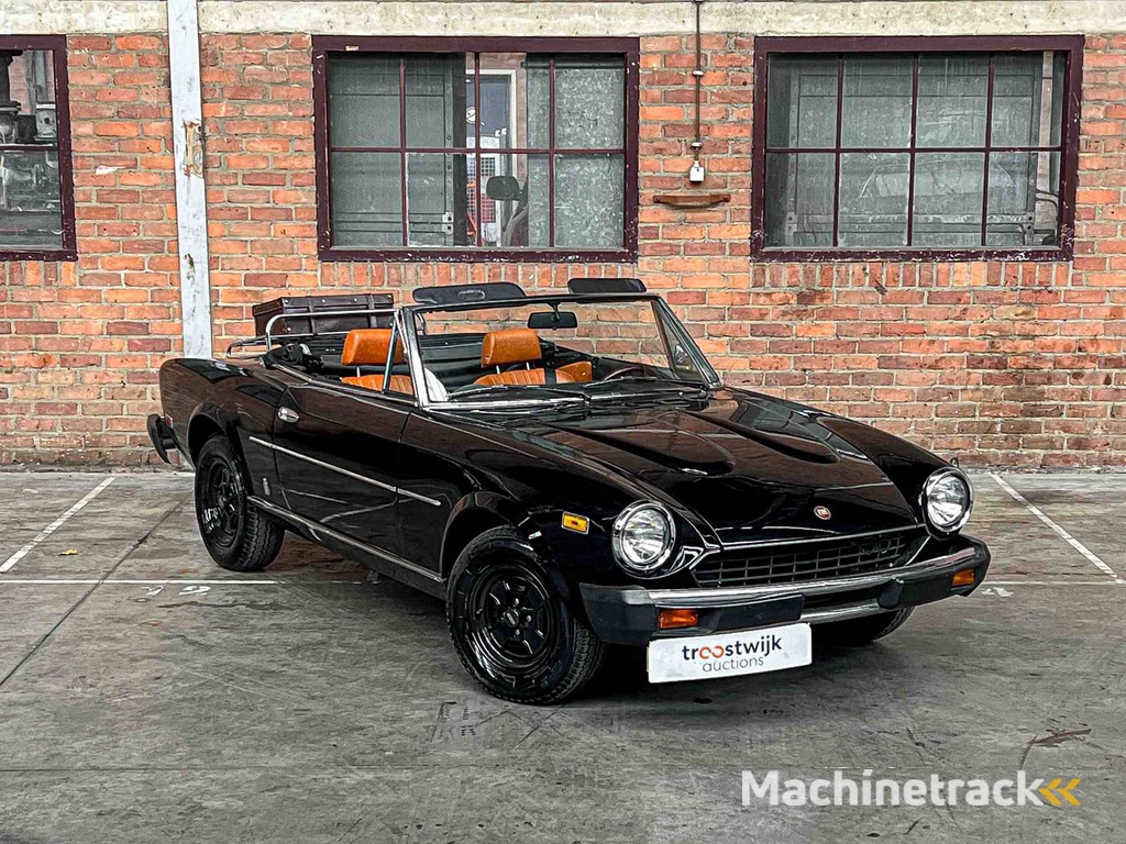 Fiat Spider 2000 H5 105PS 1981, XK-55-GG