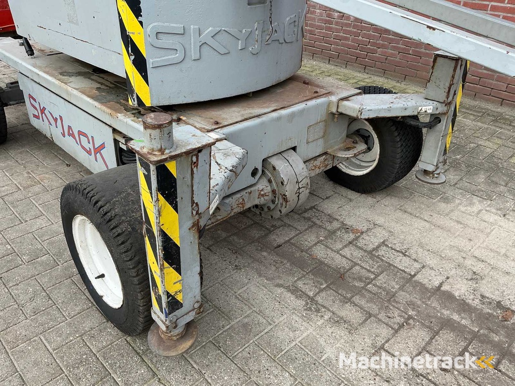 2002 Skyjack SJLB32 Electric Boom Lift