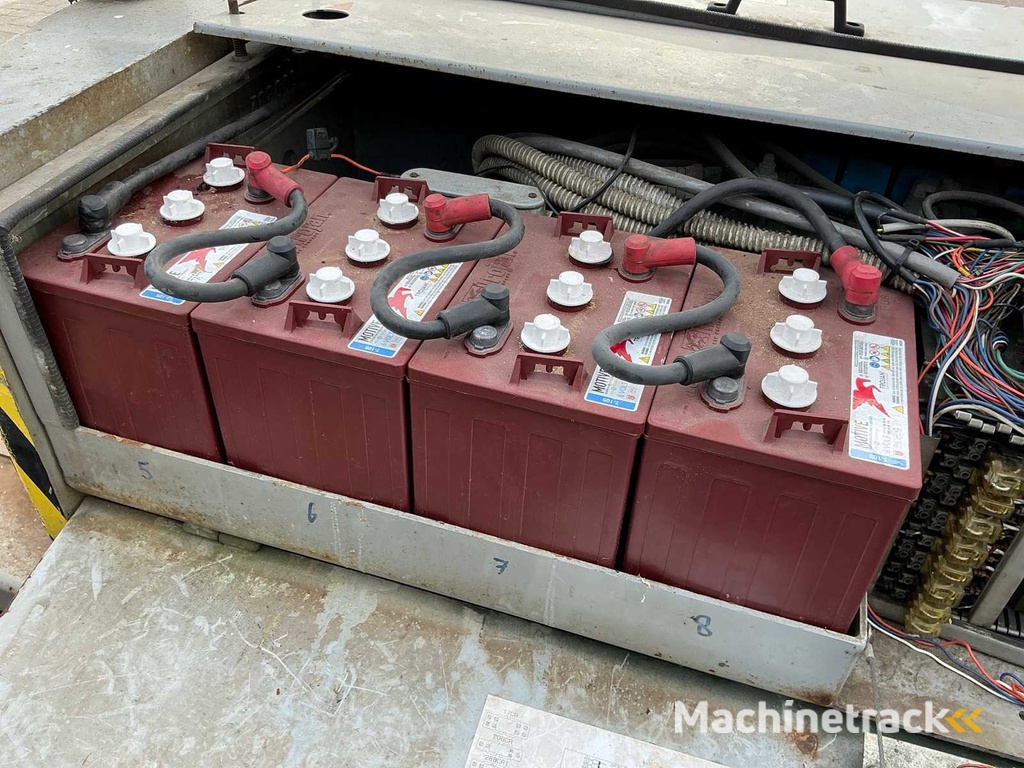 2002 Skyjack SJLB32 Electric Boom Lift