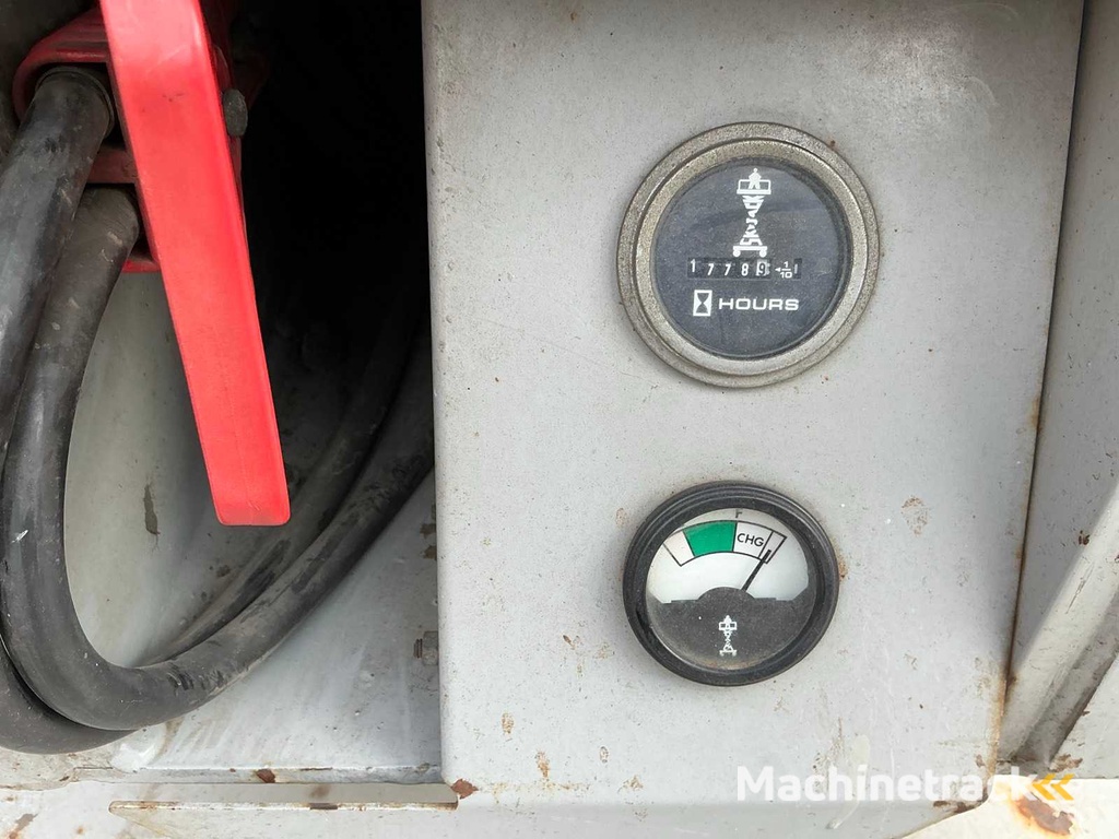 2002 Skyjack SJLB32 Electric Boom Lift