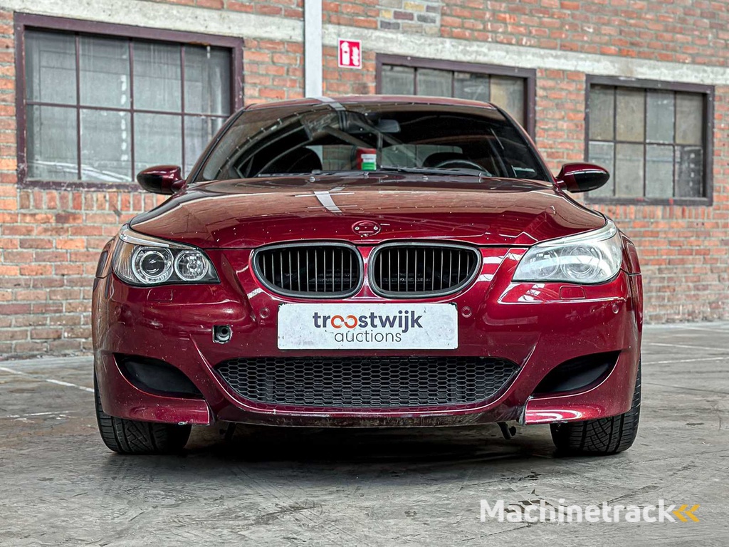 BMW M5 5.0 V10 E60 500PS 2006 5er