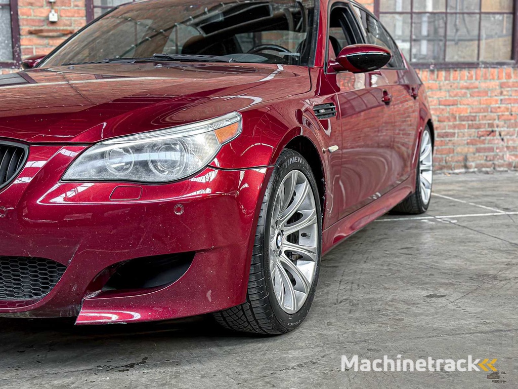 BMW M5 5.0 V10 E60 500PS 2006 5er