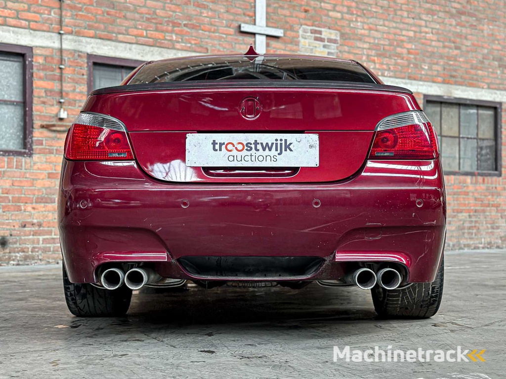 BMW M5 5.0 V10 E60 500PS 2006 5er