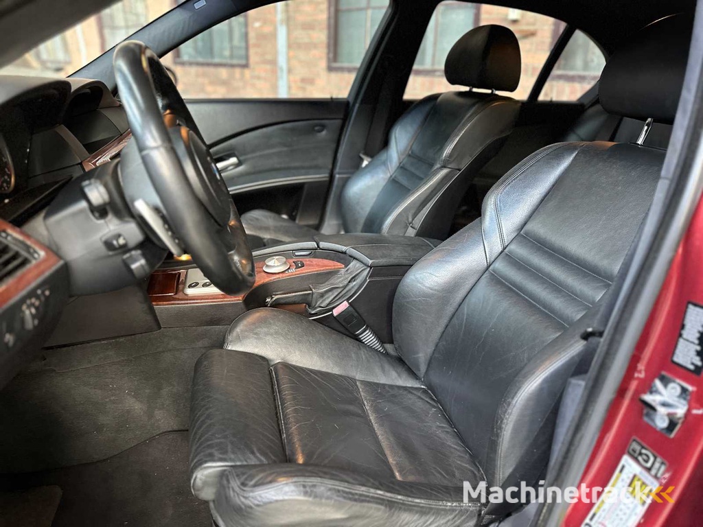 BMW M5 5.0 V10 E60 500PS 2006 5er