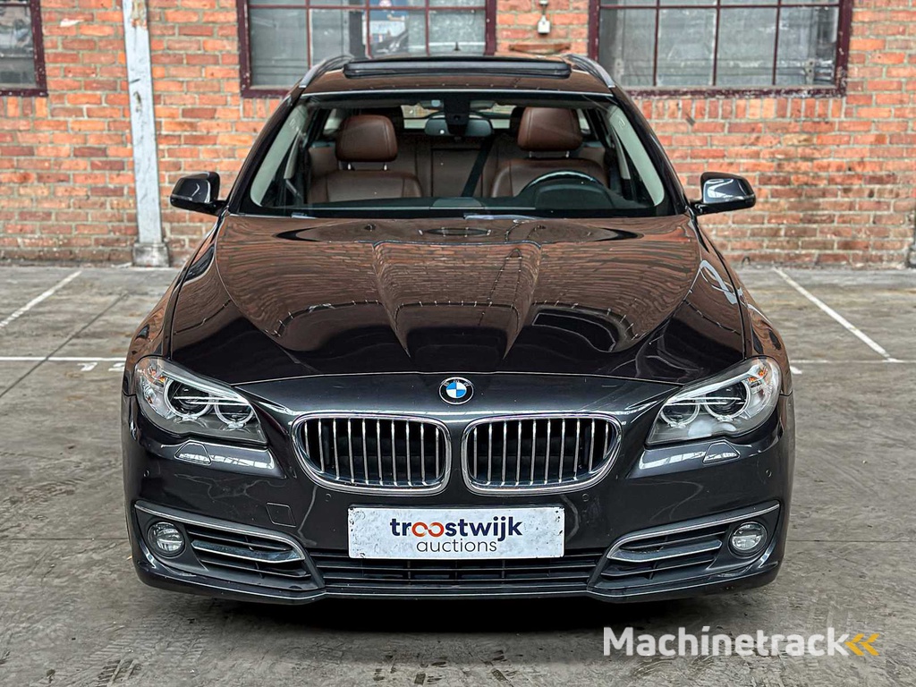 BMW 528i Touring Luxury Edition F11 245PS 2014 5er, 6-TZT-71