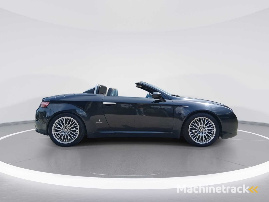 Alfa Romeo Spider 2.2 JTS 2007 | TS-648-S