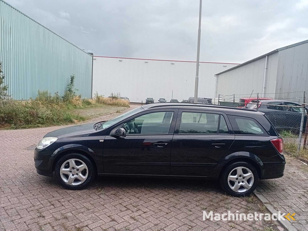 Opel Astra Kombi 1.4 Business Airco Cruise Navi, 52-GKB-3