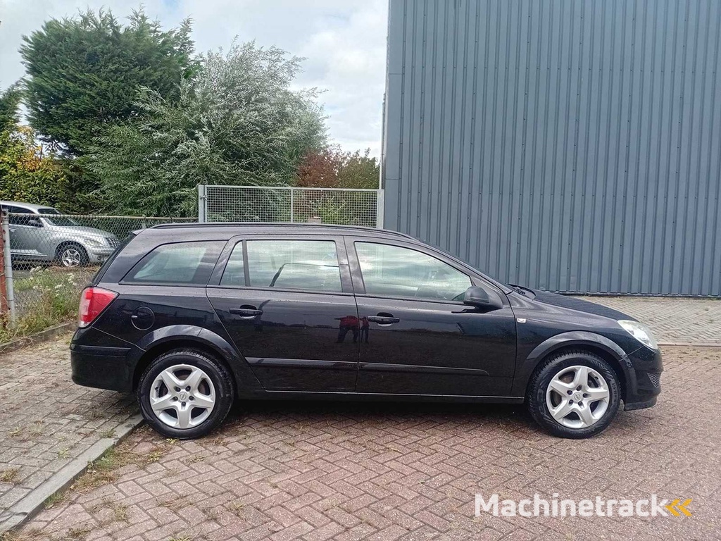 Opel Astra Kombi 1.4 Business Airco Cruise Navi, 52-GKB-3