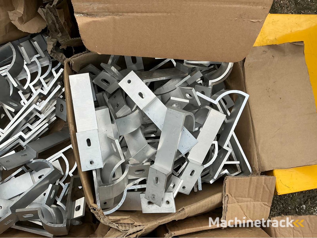 Verschiedenes Befestigungsmaterial