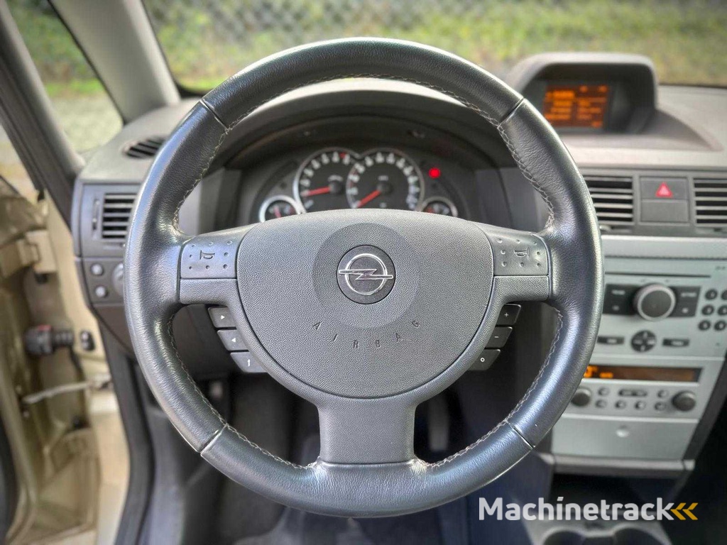 Opel Meriva 1.8 16V Cosmo Automatik, 81-JTL-3
