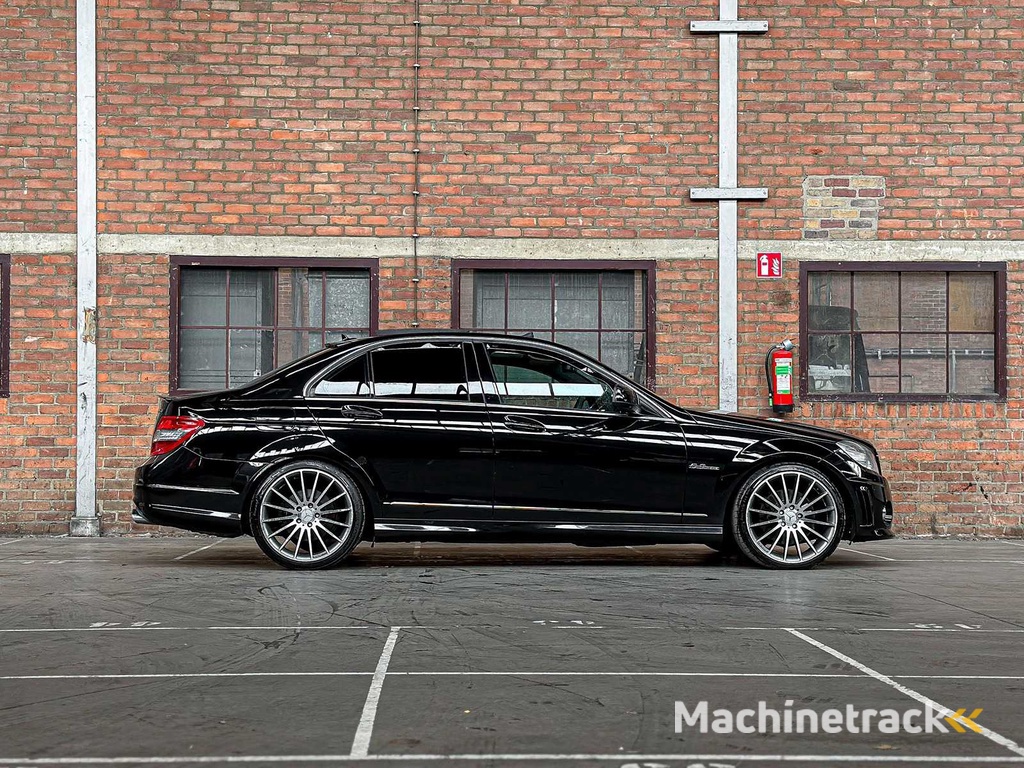 Mercedes-Benz C350 AMG Elegance 3.5 V6 272PS 2008 C-Klasse, 1-TRJ-54