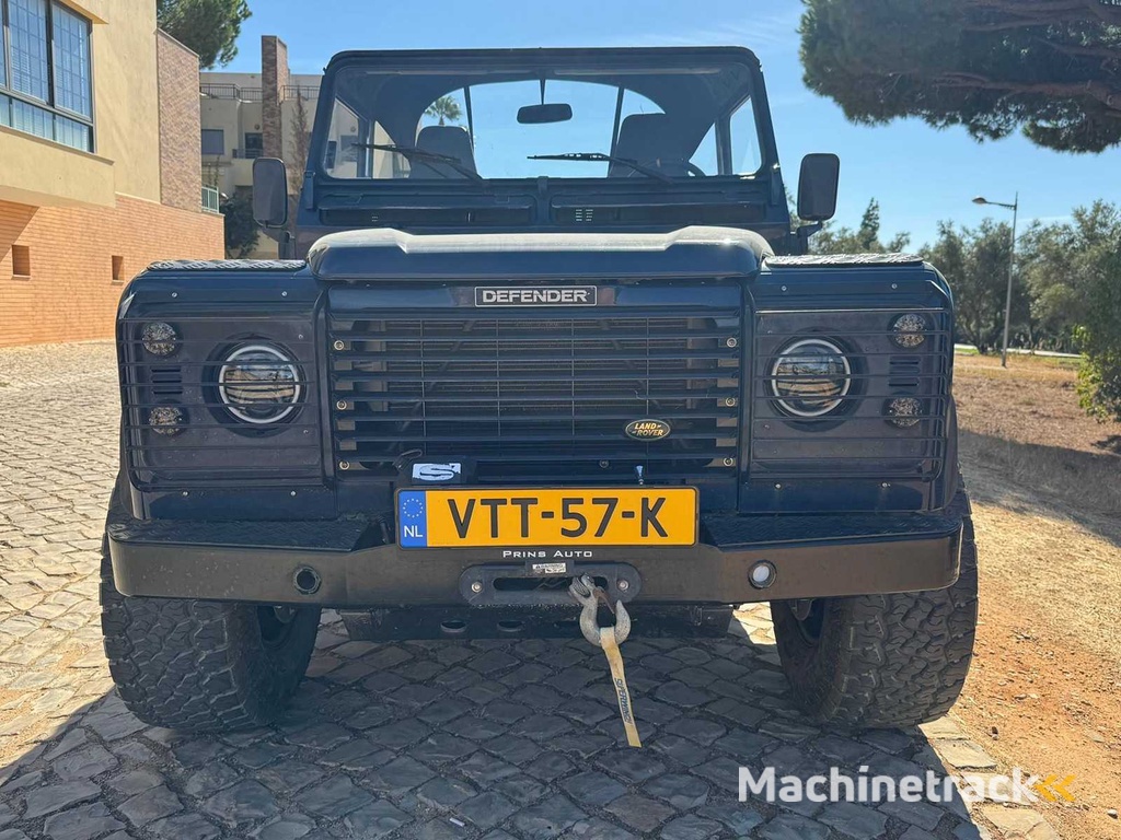 Land Rover Defender 2.5 Td5 90" Verdeck 1999| KAHN DESIGN | OFFROAD-BIEST | VTT-57-K