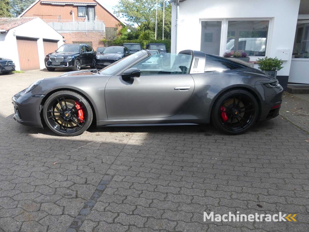 Porsche - 2023 - 992 - Targa 4 GTS - Personenkraftwagen