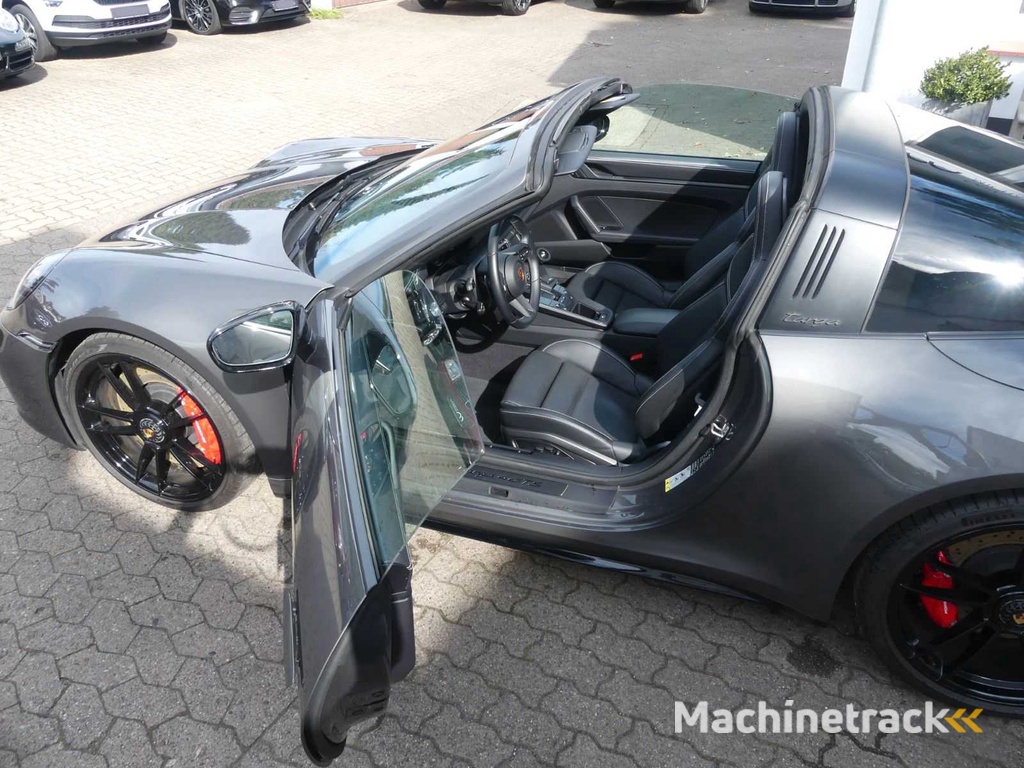 Porsche - 2023 - 992 - Targa 4 GTS - Personenkraftwagen