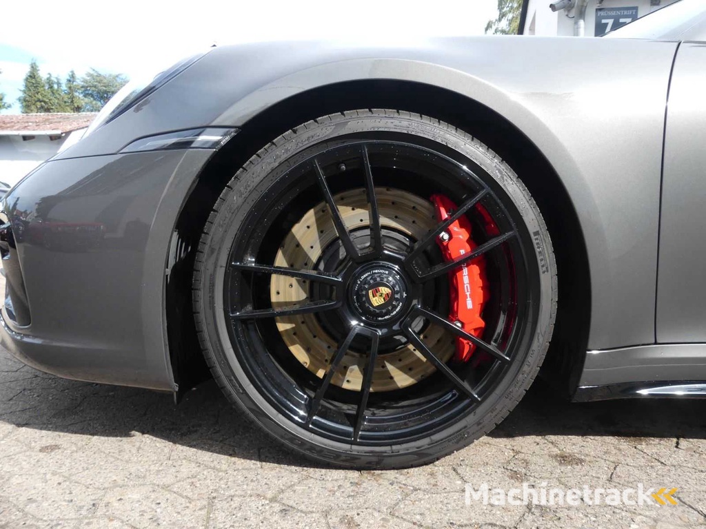 Porsche - 2023 - 992 - Targa 4 GTS - Personenkraftwagen