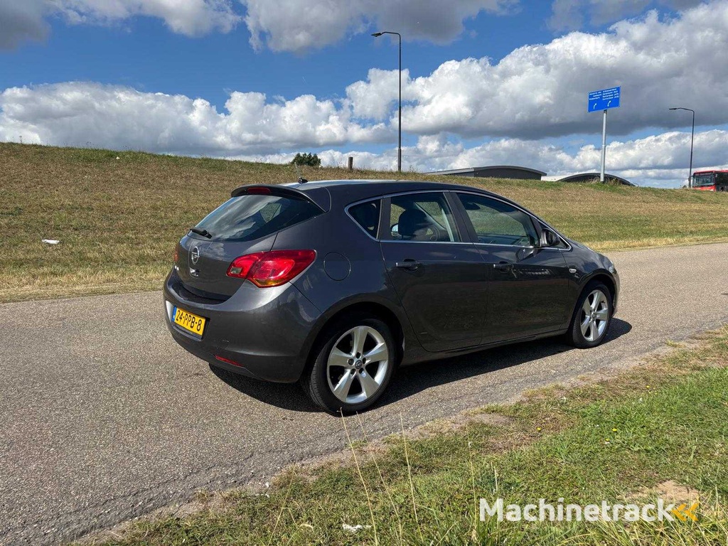 Opel Astra 1.6 Ausgabe 2011 | 24-PPB-8 i