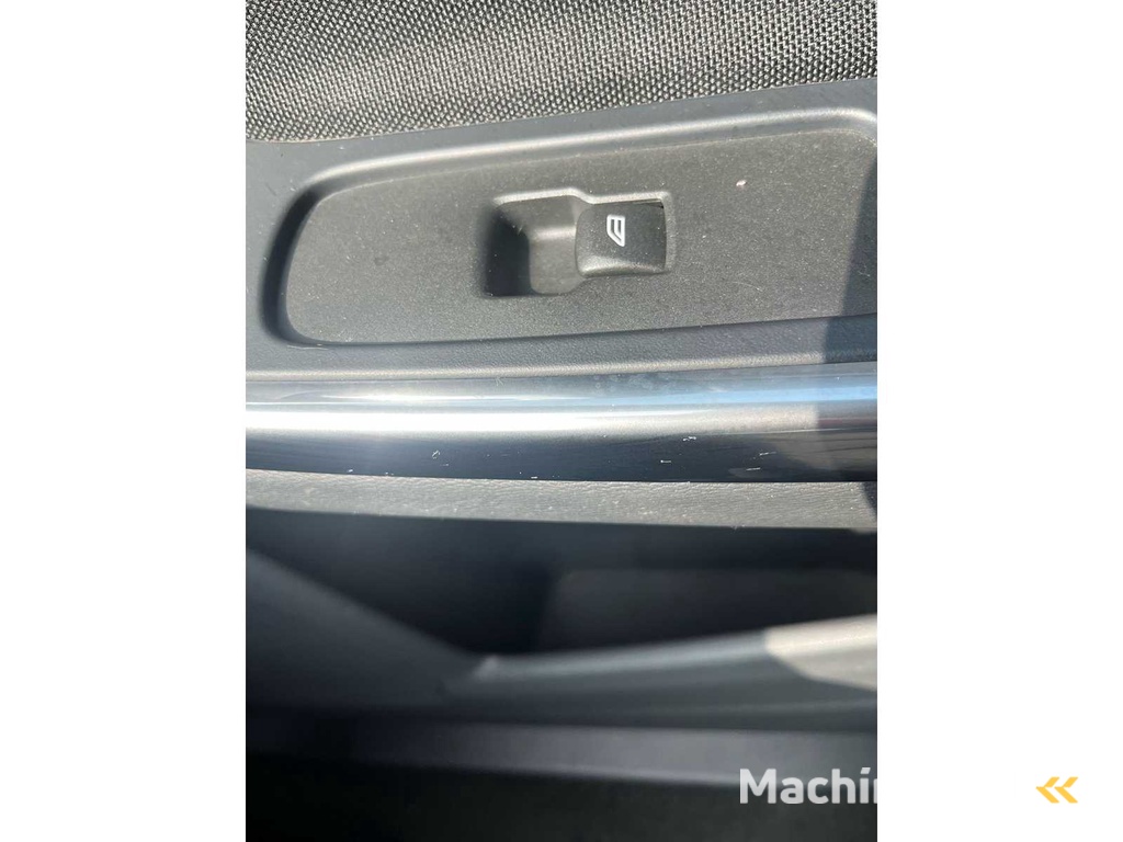 Volvo V60 2.0T Kinetic, 39-PNS-1