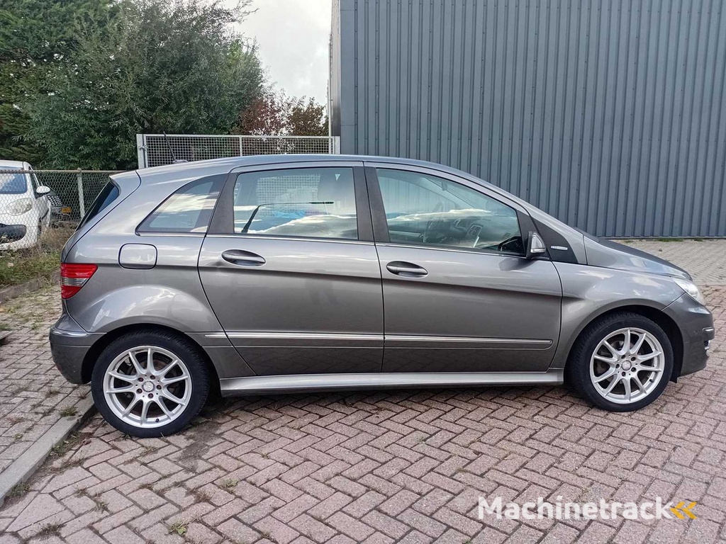Mercedes-Benz B-Klasse 160 BlueE. Klimaanlage Navi Cruise, 85-NNX-6