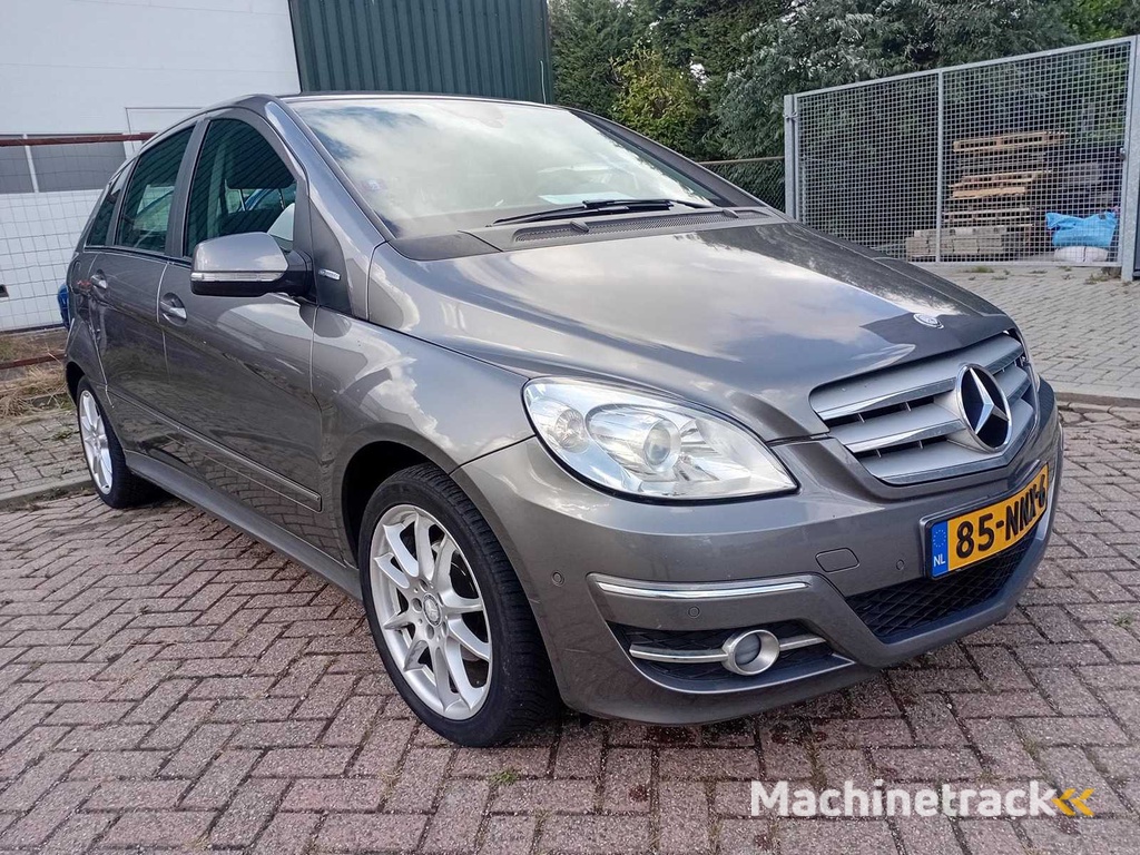 Mercedes-Benz B-Klasse 160 BlueE. Klimaanlage Navi Cruise, 85-NNX-6
