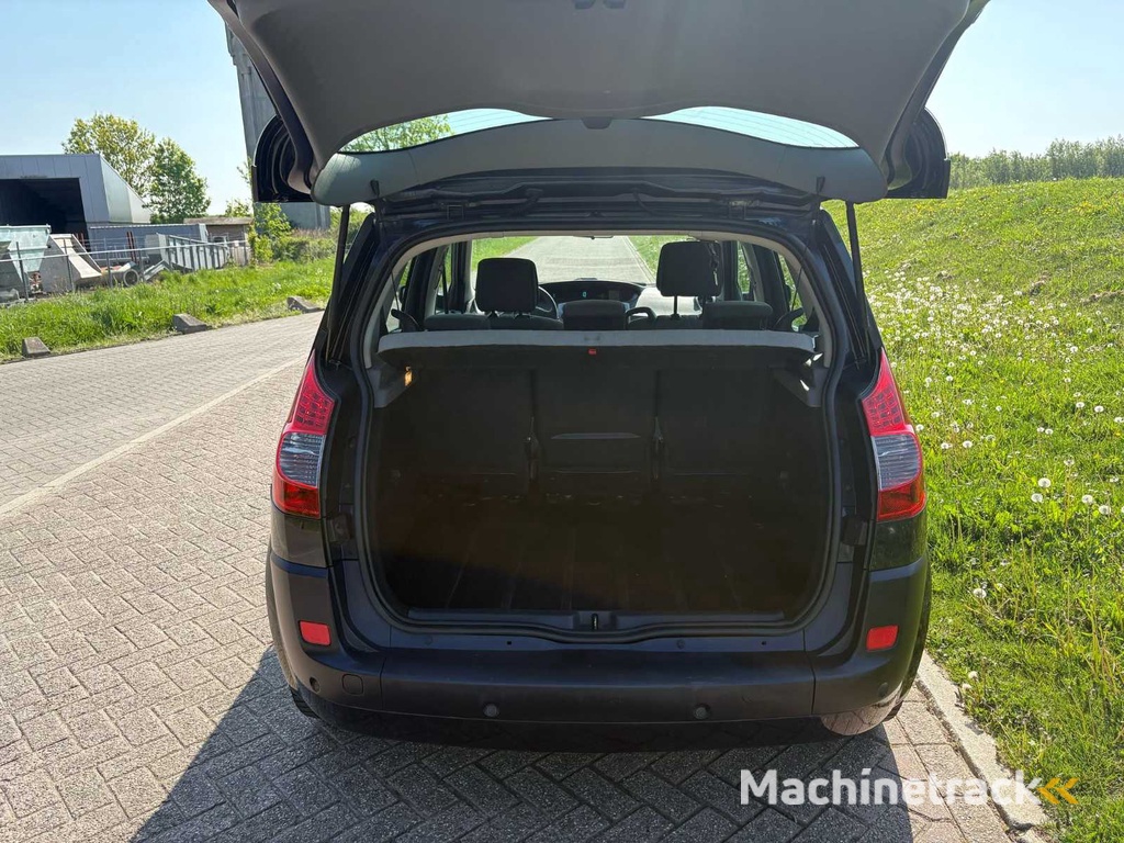 Renault Scénic 1.6 16V Business Line, 88-GKH-4