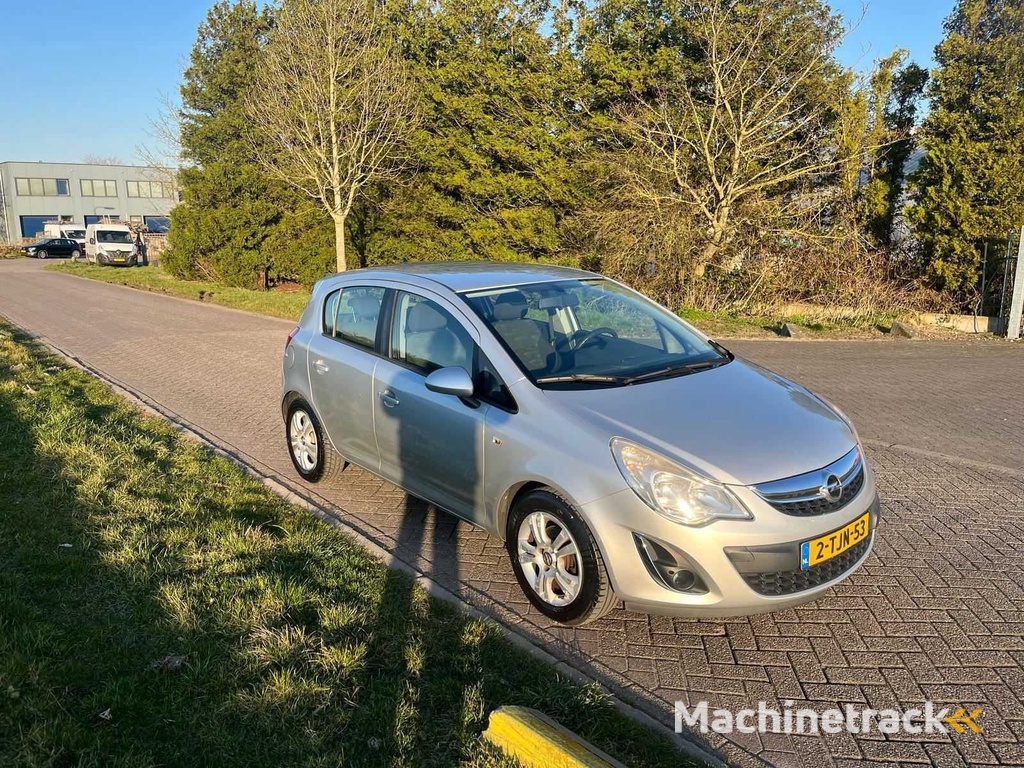 Opel Corsa 1.2 Ann. Edition, 2-TJN-53