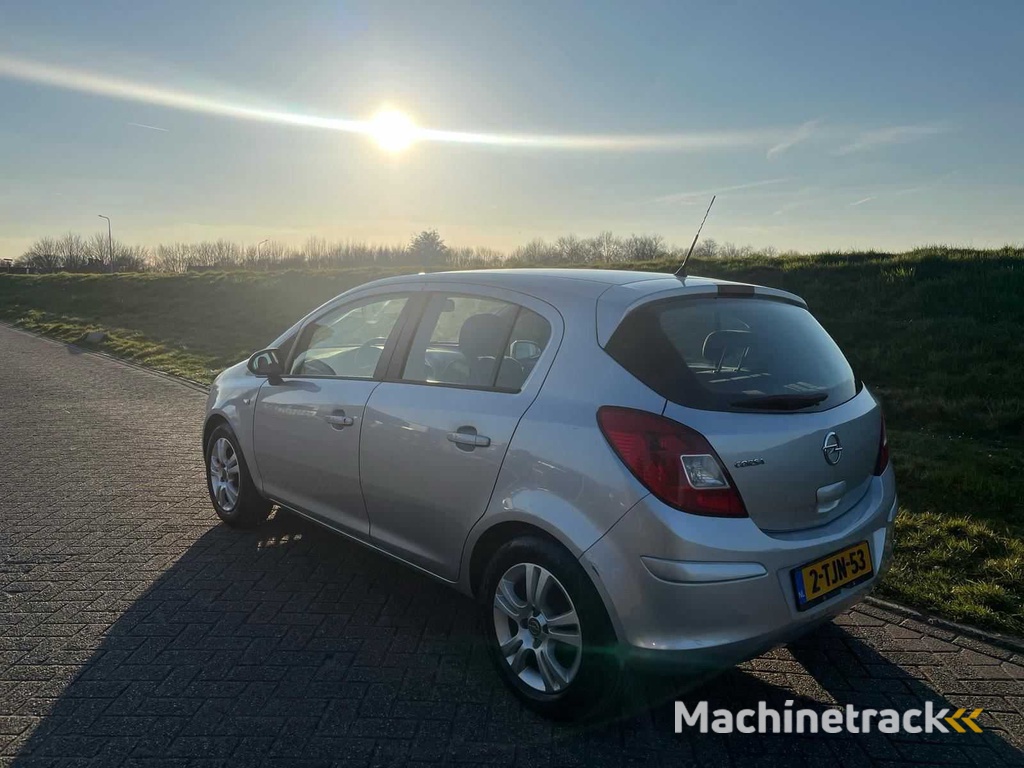 Opel Corsa 1.2 Ann. Edition, 2-TJN-53