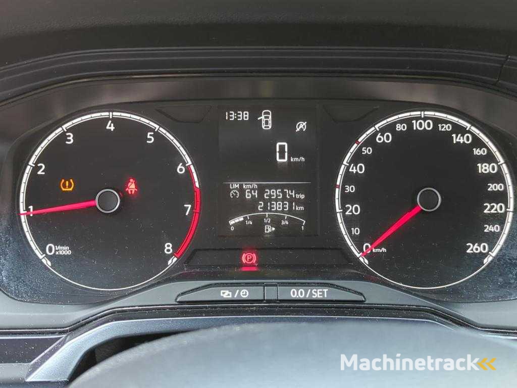 Volkswagen Polo 1.0i Trendline; ZH-729-J