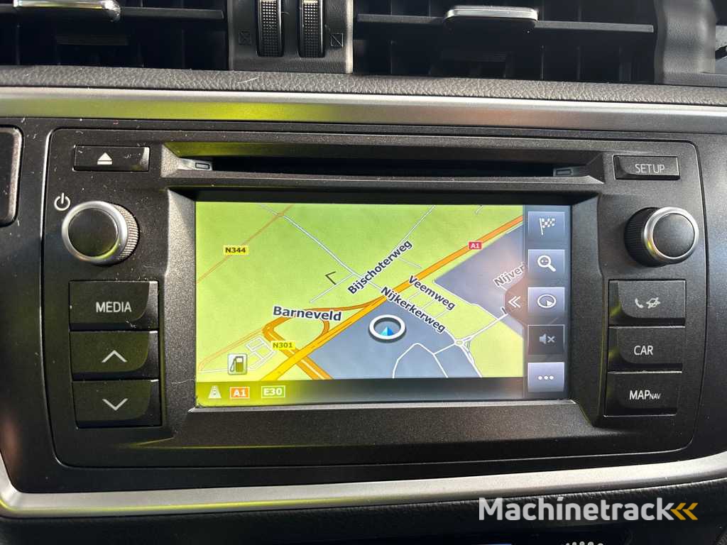 Toyota Auris Touring Sports 1.8 Bj. Mietvertrag , 7-ZHP-28