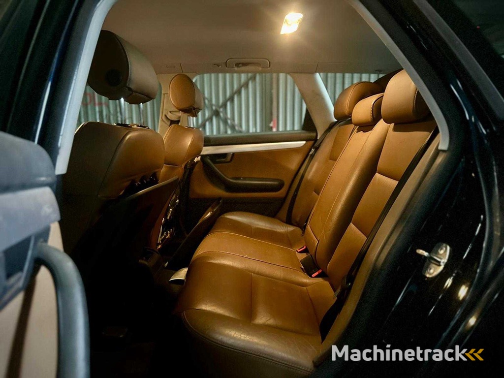 Audi A4 Avant 2.0 TFSI q. Vorlauf , 04-XD-JH