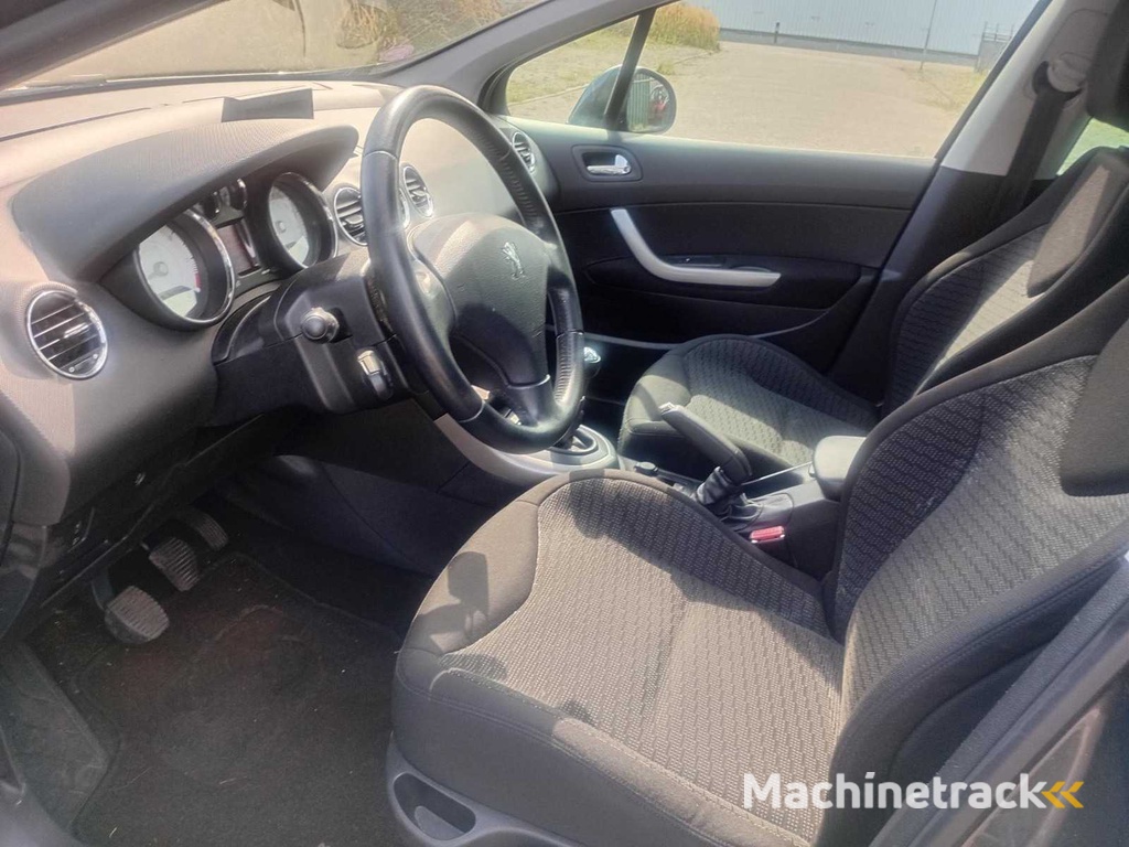 Peugeot 308 SW 1.6 VTi Millesim 200, 61-PBJ-5