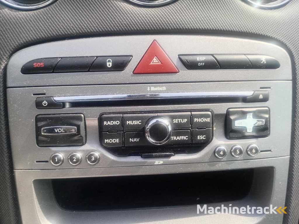 Peugeot 308 SW 1.6 VTi Millesim 200, 61-PBJ-5