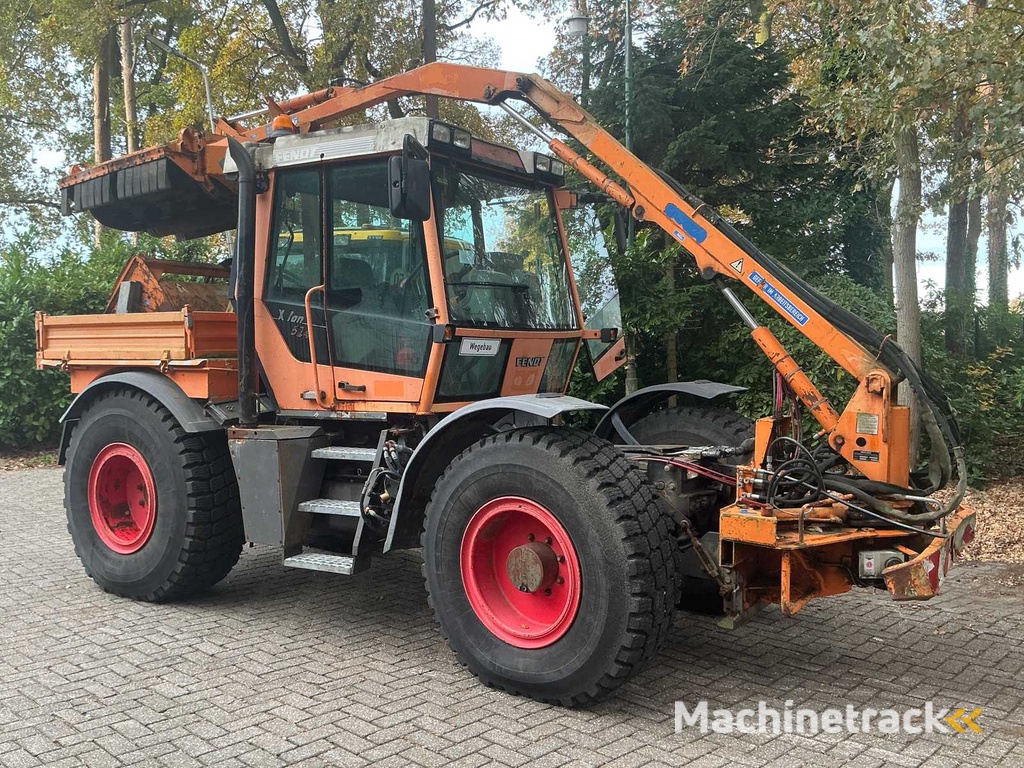 1998 Fendt Xylon 524 All-wheel drive agricultural tractor with Mulag FME 500 flail mower