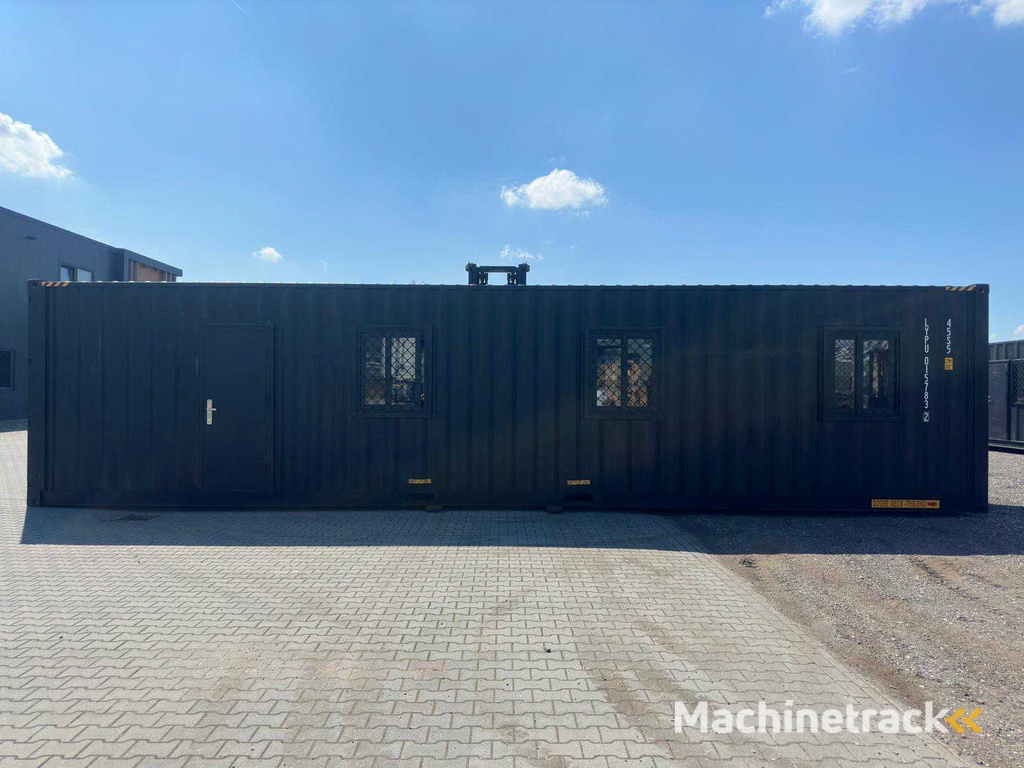 2025 Rhino-Cross-Container 1 Tür & 3 Fenster Schwarz 40ft HQ/12 m - Container Home / Container Office Unit