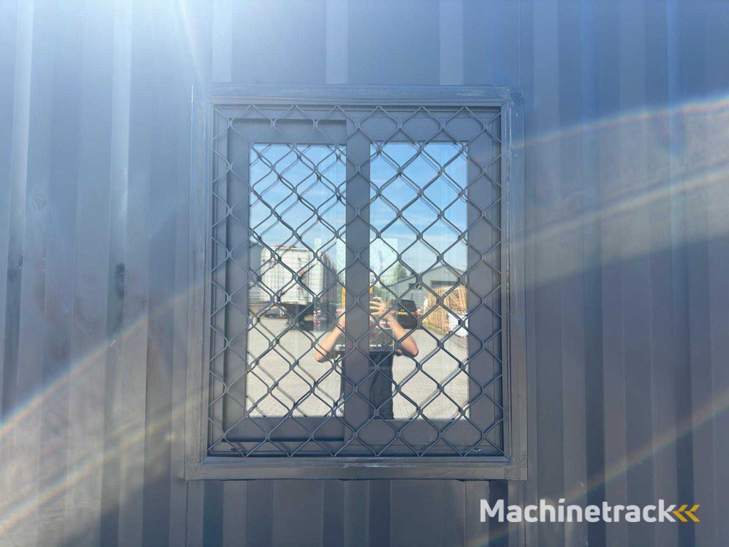 2025 Rhino-Cross-Container 1 Tür & 3 Fenster Schwarz 40ft HQ/12 m - Container Home / Container Office Unit