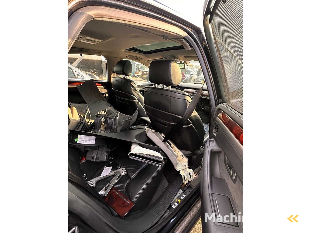 Audi - A8 - 3.7 quattro Pro Line - PKW