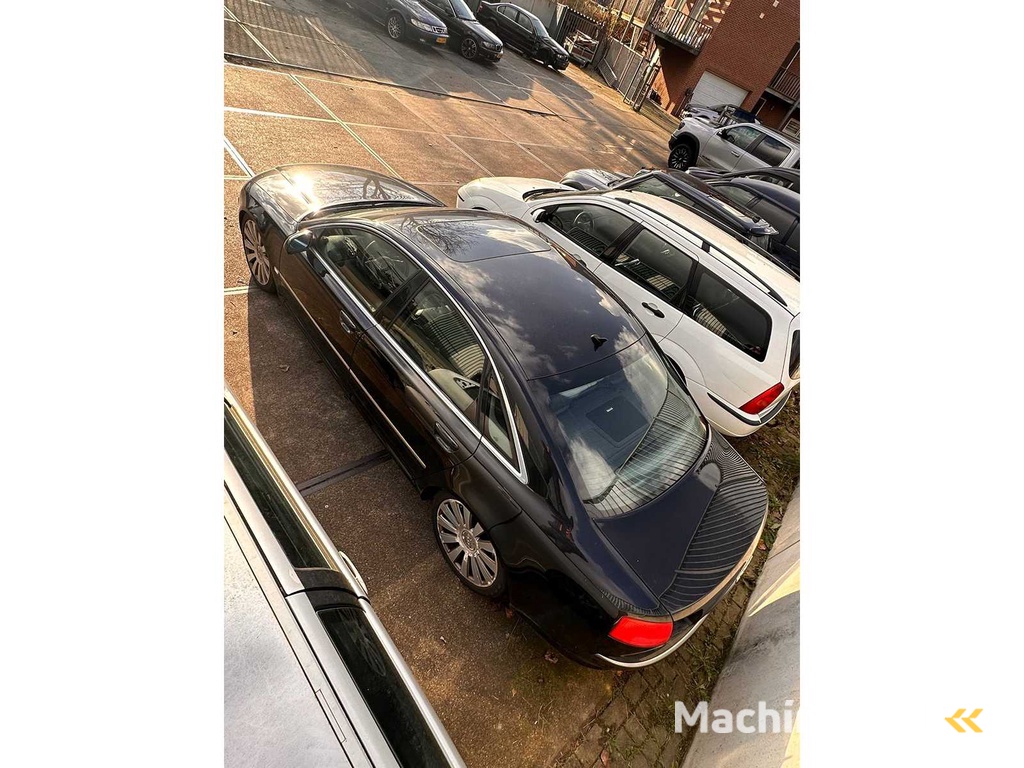 Audi - A8 - 3.7 quattro Pro Line - PKW