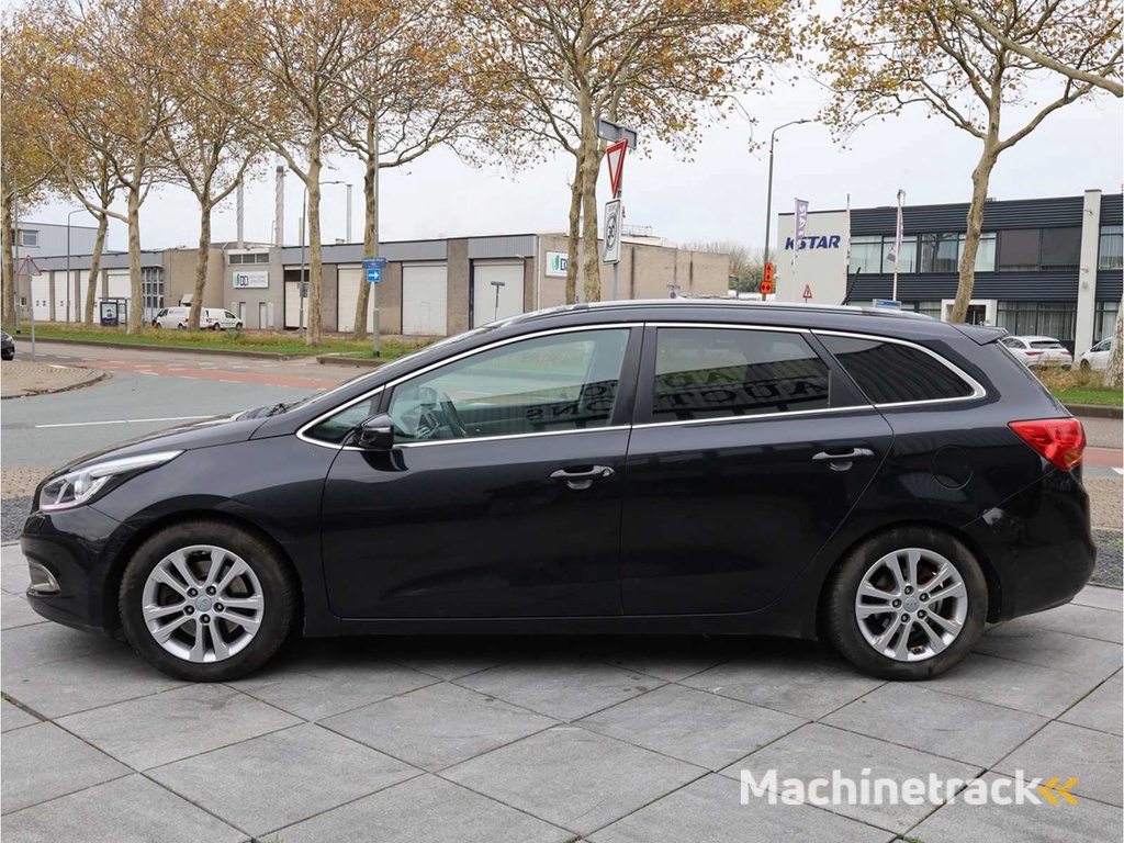 Kia ceed Sportswagon 1.6 GDI ExecutiveLine 2014, 1-XRT-90