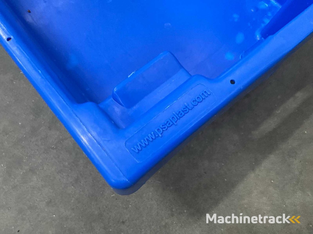 Psaplast Kunststoffbehälter auf Edelstahlboden (17x)