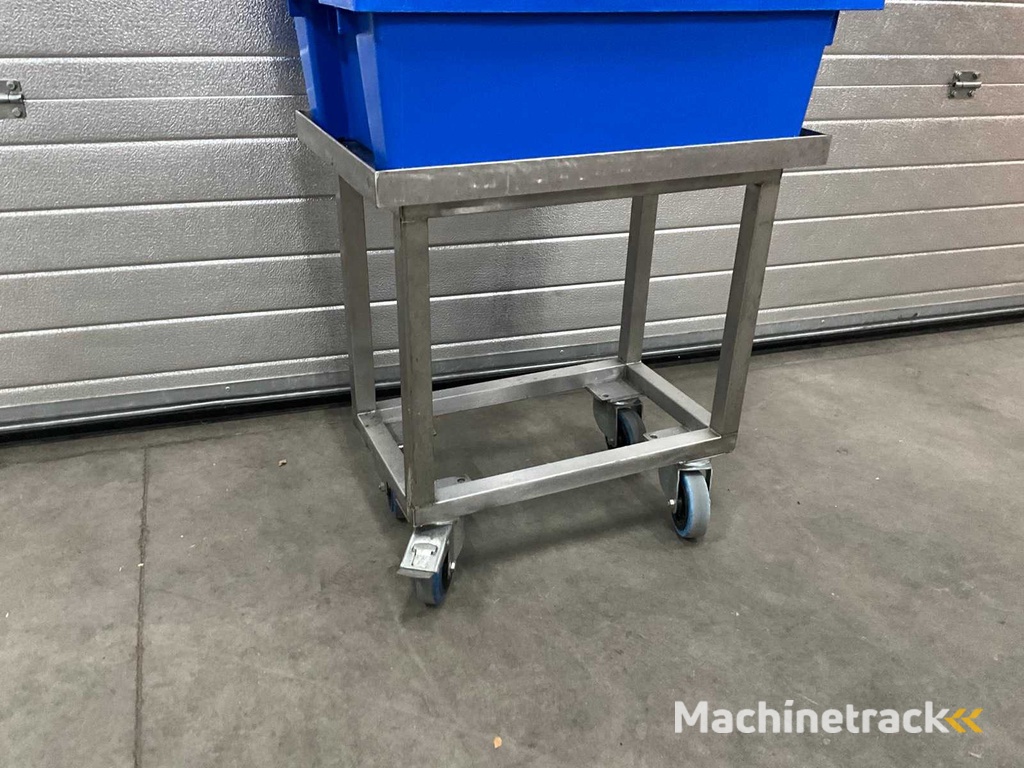 Psaplast Kunststoffbehälter auf Edelstahlboden (17x)