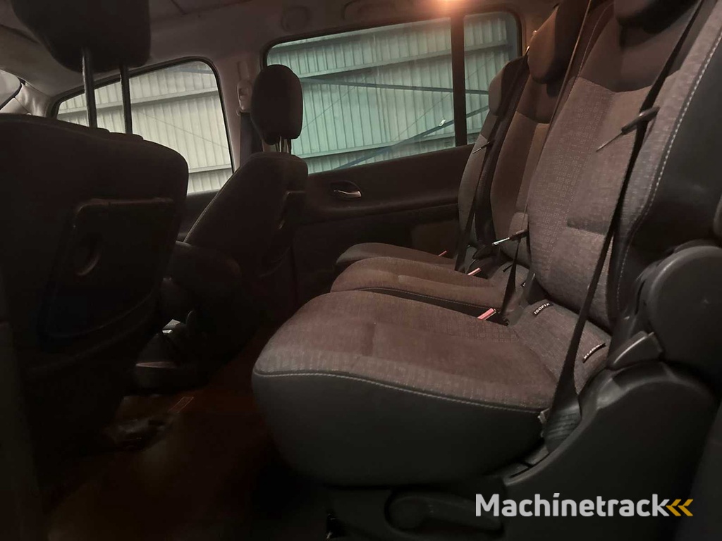 Renault Espace 2.0 dCi Authentique; 39-JNJ-1