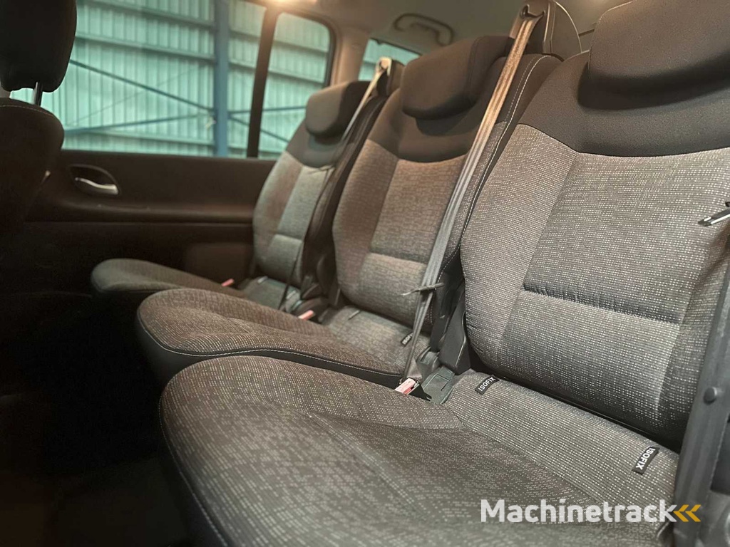 Renault Espace 2.0 dCi Authentique; 39-JNJ-1