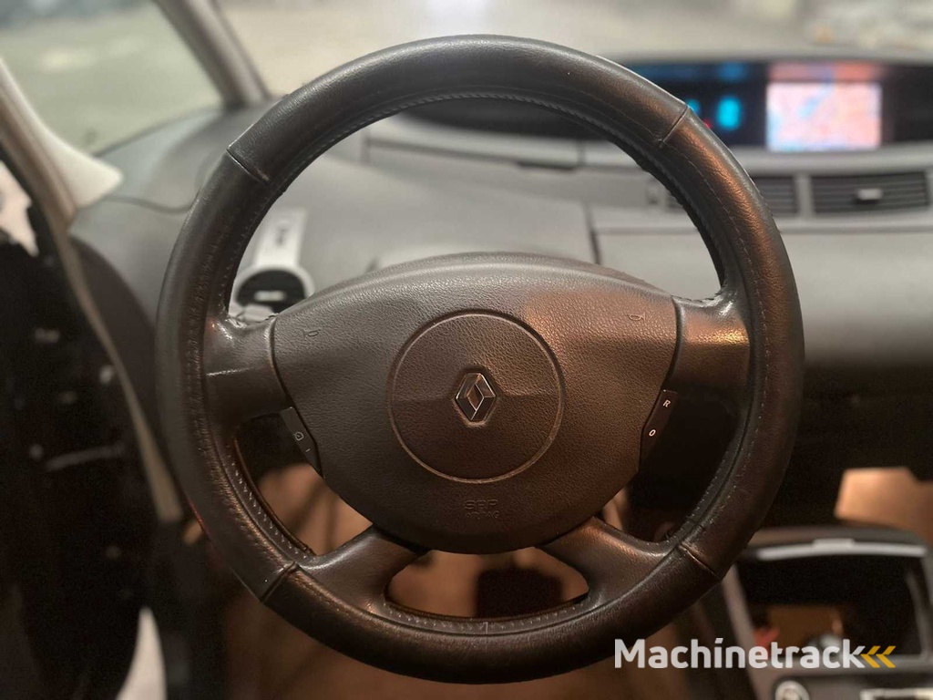 Renault Espace 2.0 dCi Authentique; 39-JNJ-1