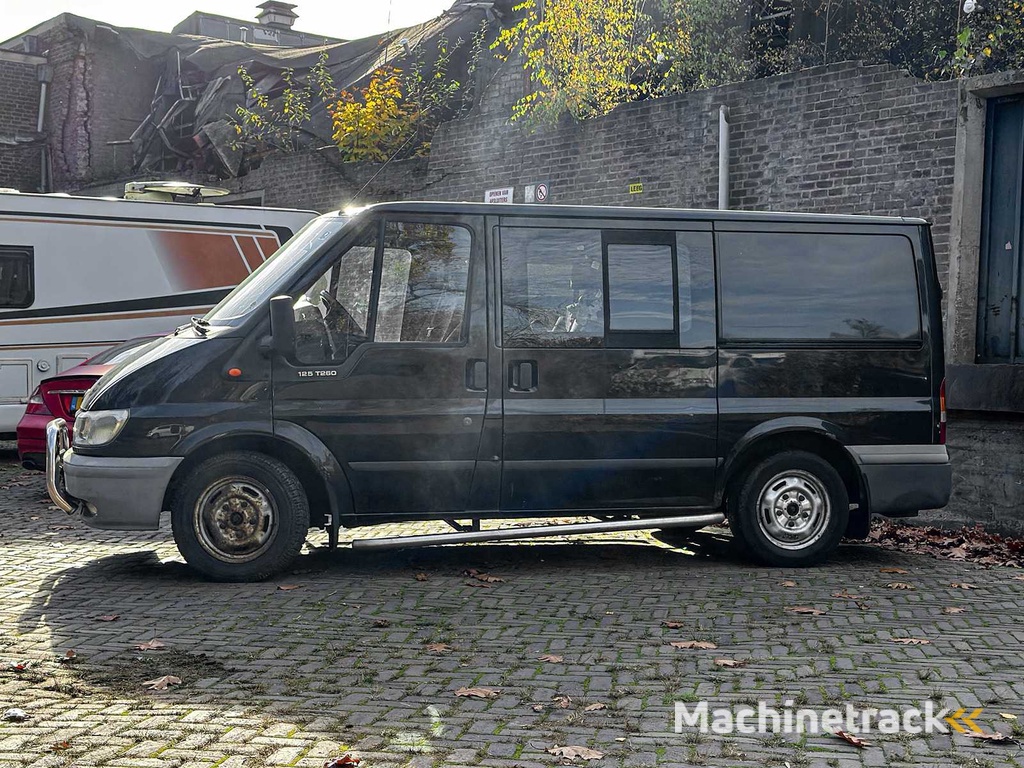 Ford Transit 260S FD DC 125 Camper 125pk 2003, J-557-JB