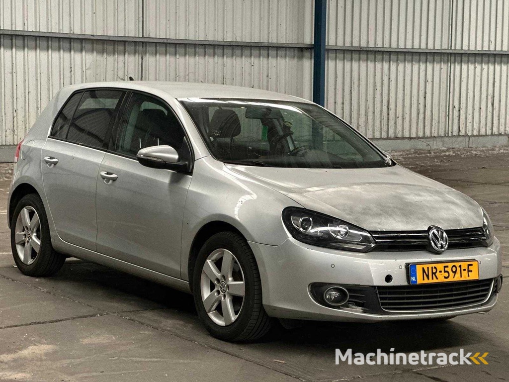 Volkswagen Golf 1.2 TSI Highline BlueMotion, NR-591-F