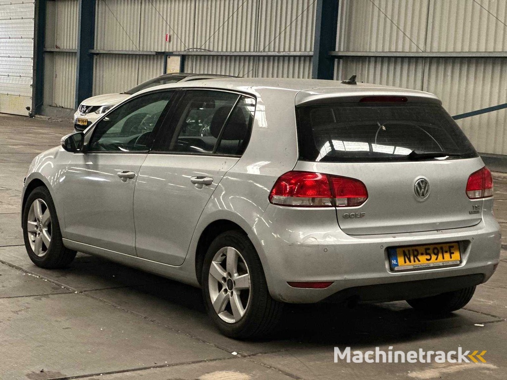 Volkswagen Golf 1.2 TSI Highline BlueMotion, NR-591-F