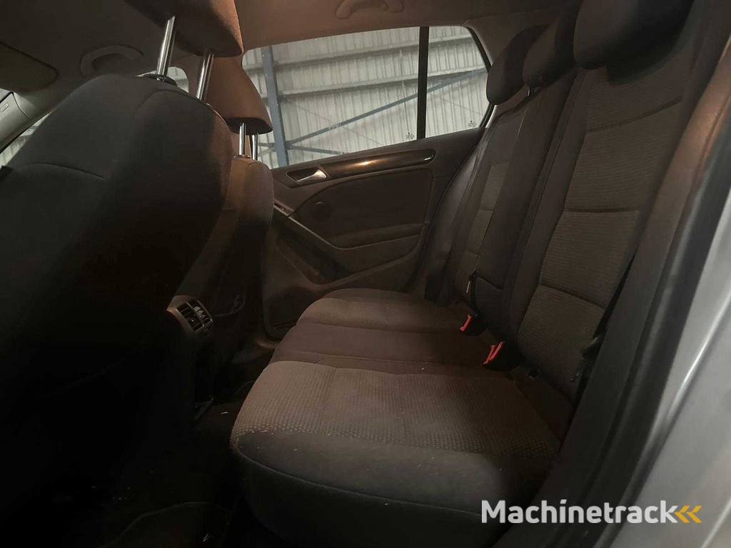 Volkswagen Golf 1.2 TSI Highline BlueMotion, NR-591-F